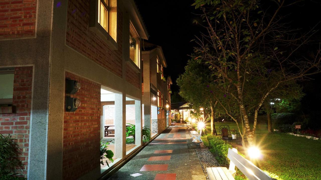 Red Brick Villas Nanzhuang Exterior photo